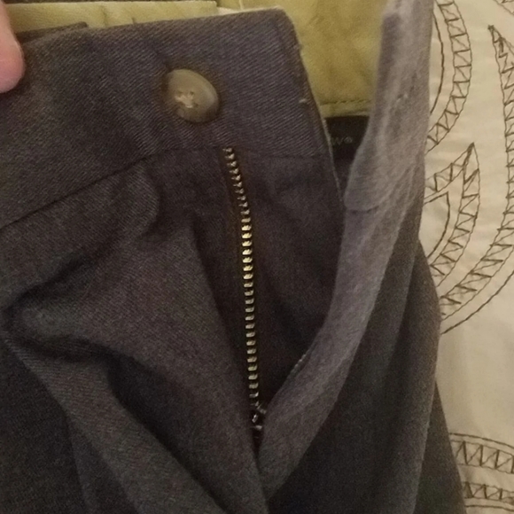 Croft & Barrow Pleated Relax Fit Flex Waistband Khakis - Picture 5 of 5